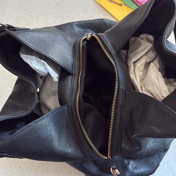Coach Black Hobo Bag with Pebbled Leather - Picture 5 of 8